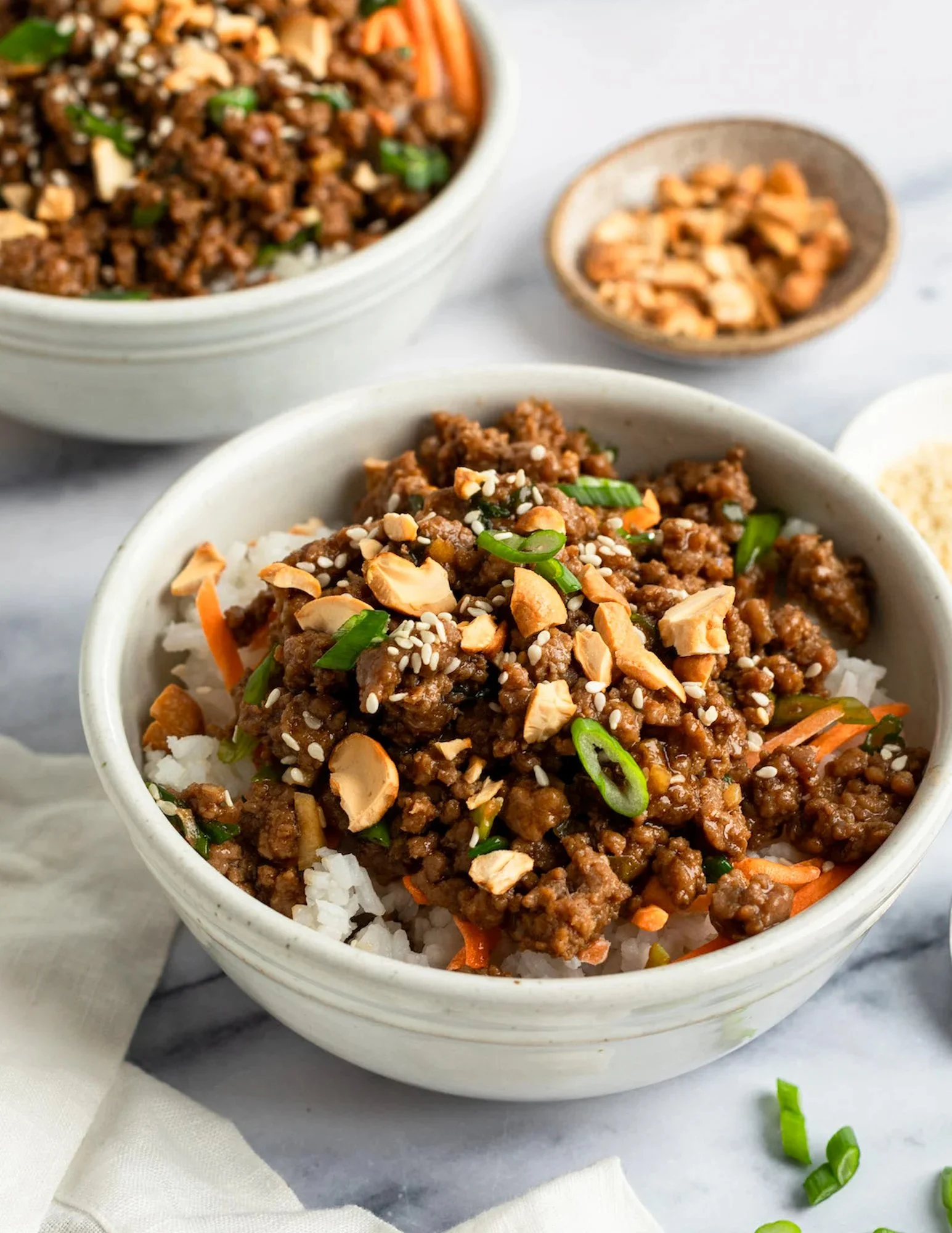 Beef Bowls with Hoisin Sauce