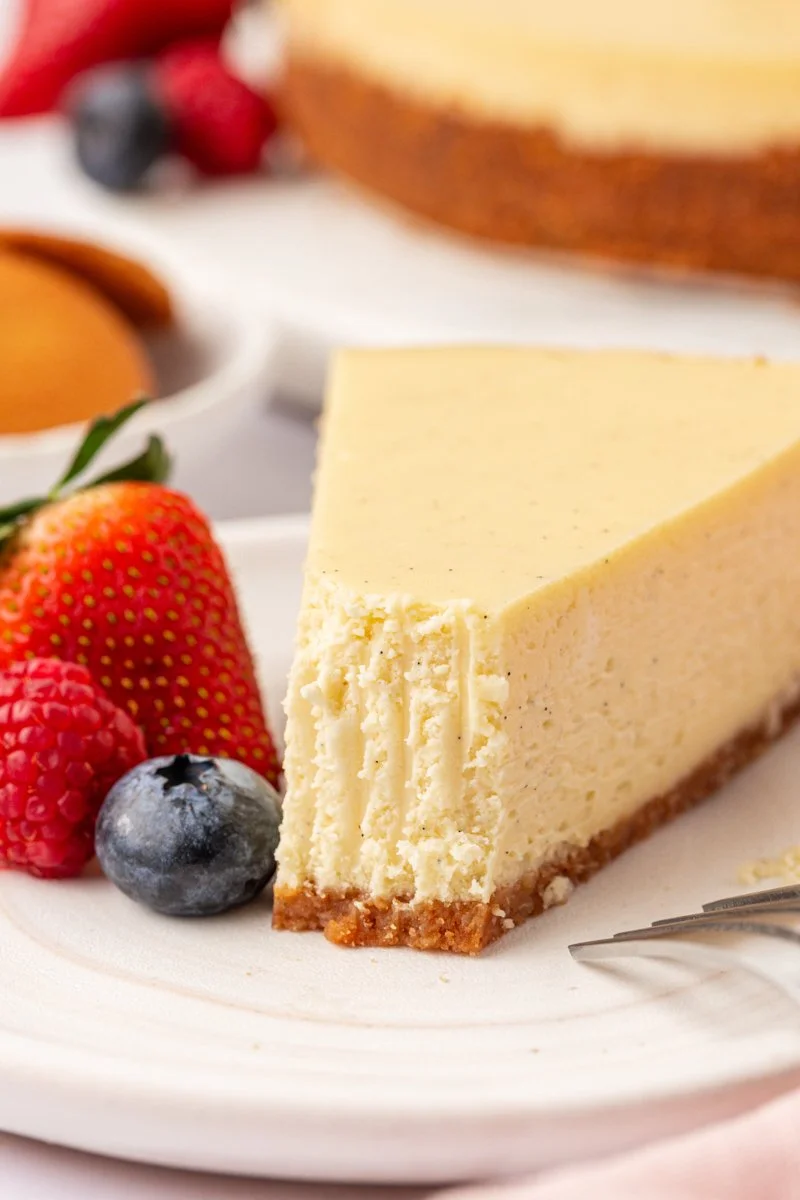 Creamy Vanilla Bean Cheesecake