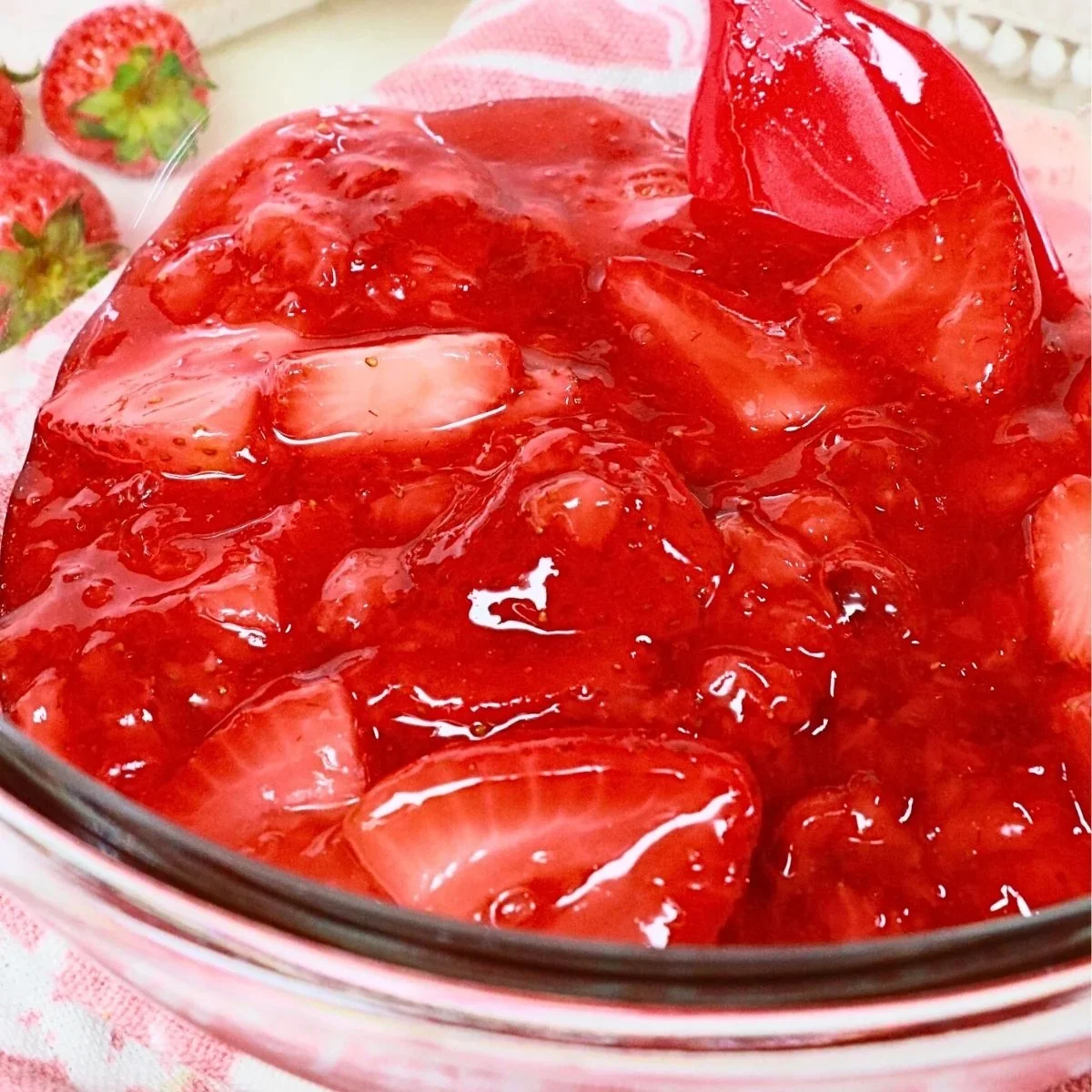Easy Strawberry Cheesecake Topping