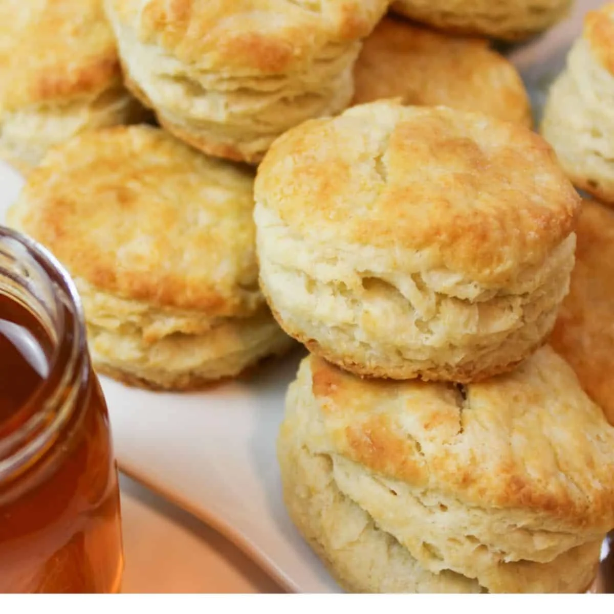 Flaky Baking Powder Biscuits