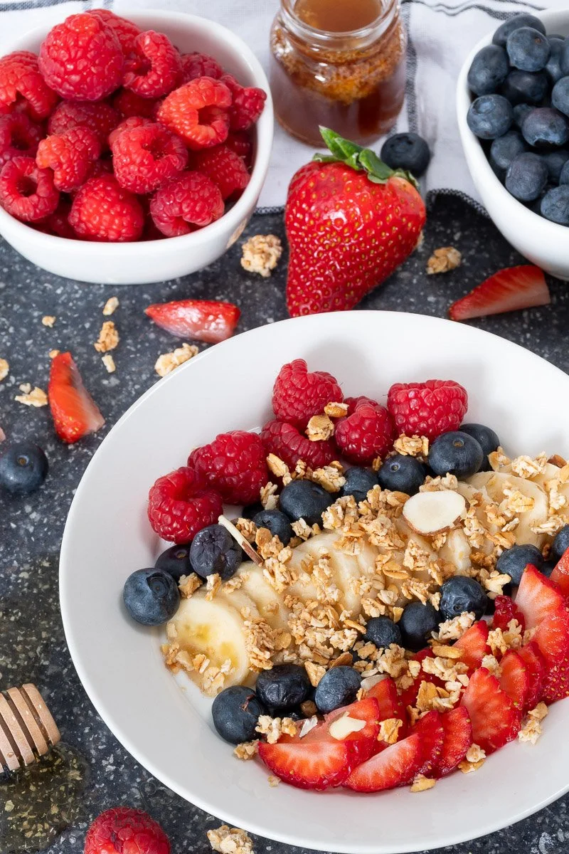 Minute Mixed Berry Greek Yogurt Bowl